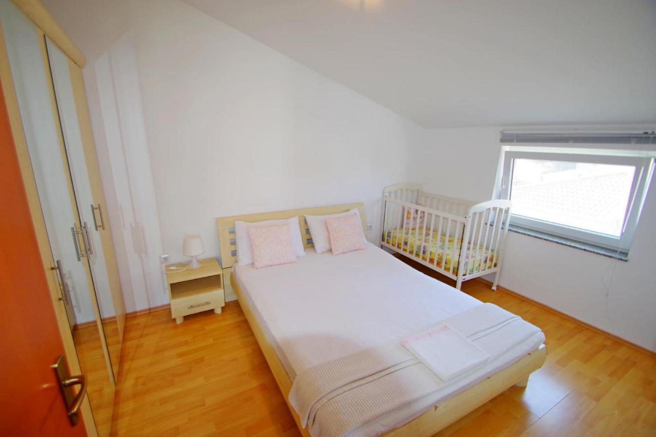Holiday Apartment Sky, เมดูลิน ภายนอก รูปภาพ
