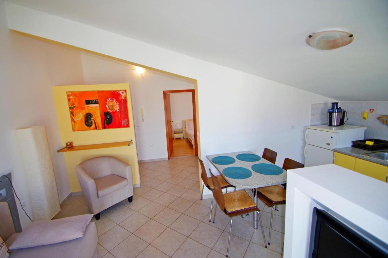 Holiday Apartment Sky, เมดูลิน ภายนอก รูปภาพ