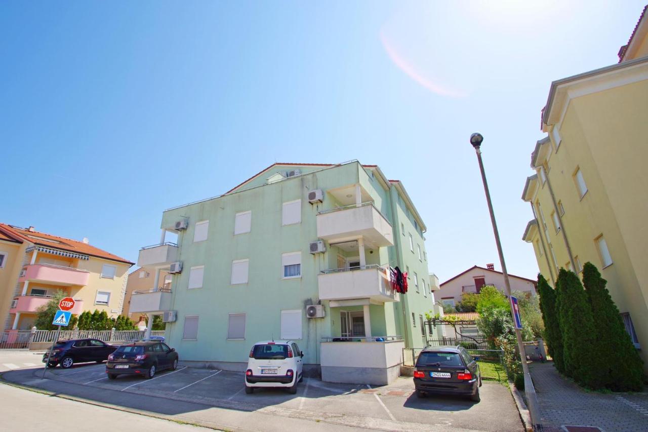 Holiday Apartment Sky, เมดูลิน ภายนอก รูปภาพ