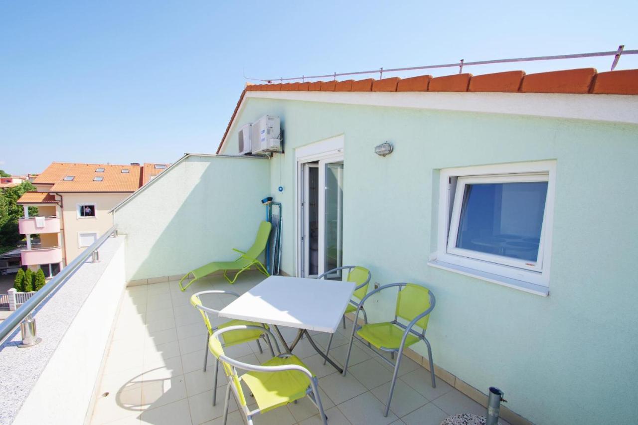 Holiday Apartment Sky, เมดูลิน ภายนอก รูปภาพ